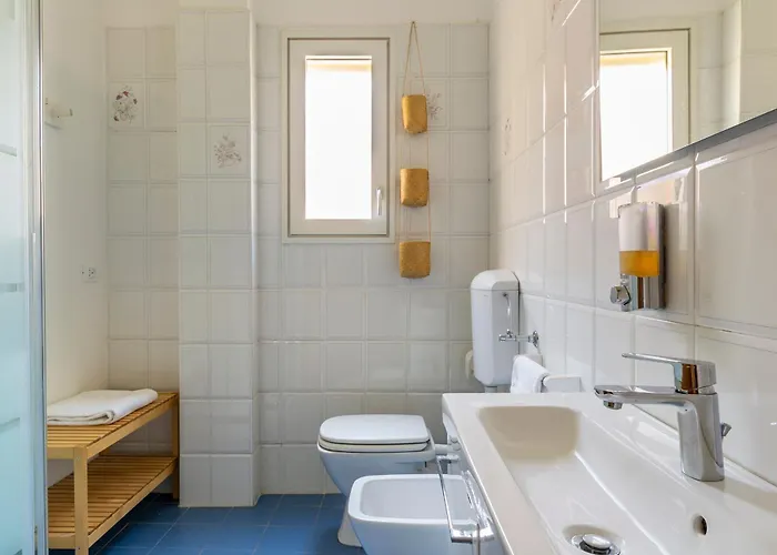 Angeli 10 * بولونيا