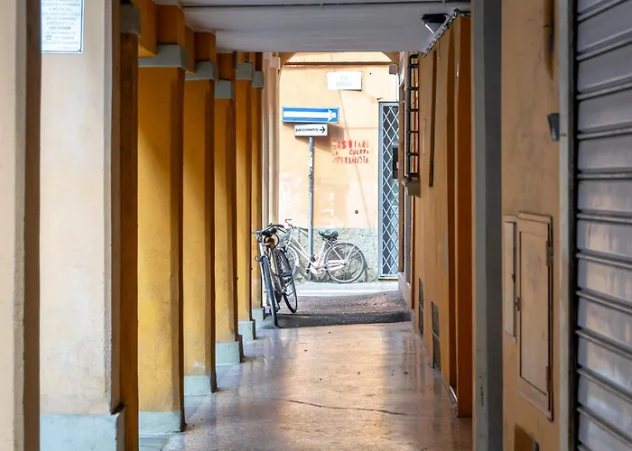 Angeli 10 بولونيا