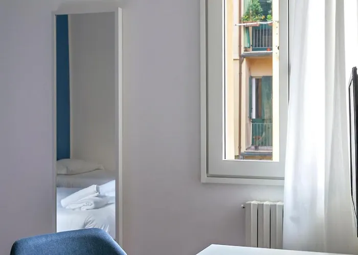 Angeli 10 * 博洛尼亚