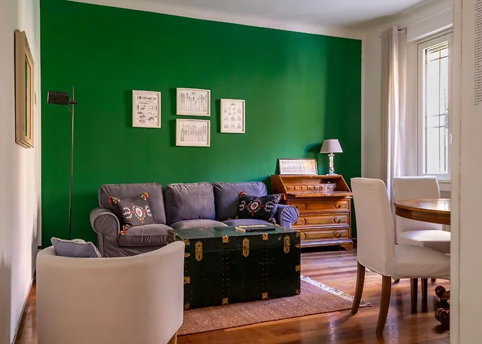 Angeli 10 بولونيا